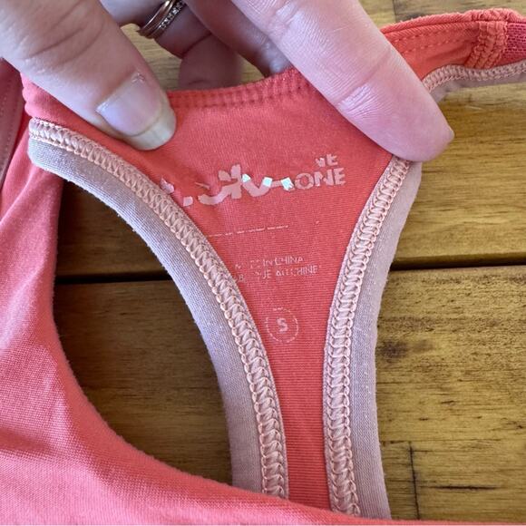 Hoka One One Pink Racerback Performance Sports Bra Size Small - Picture 4 of 6
